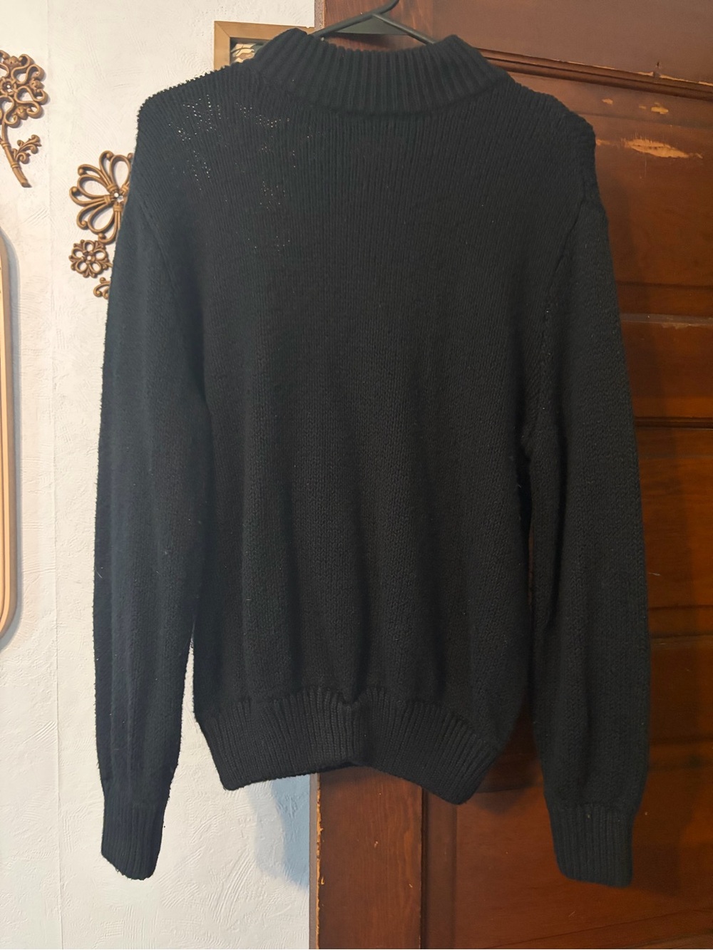 Aerie black sweater